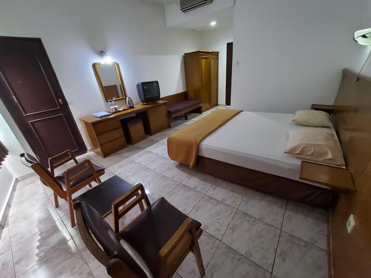 Cikakak Hotel Kumala Samudra מראה חיצוני תמונה