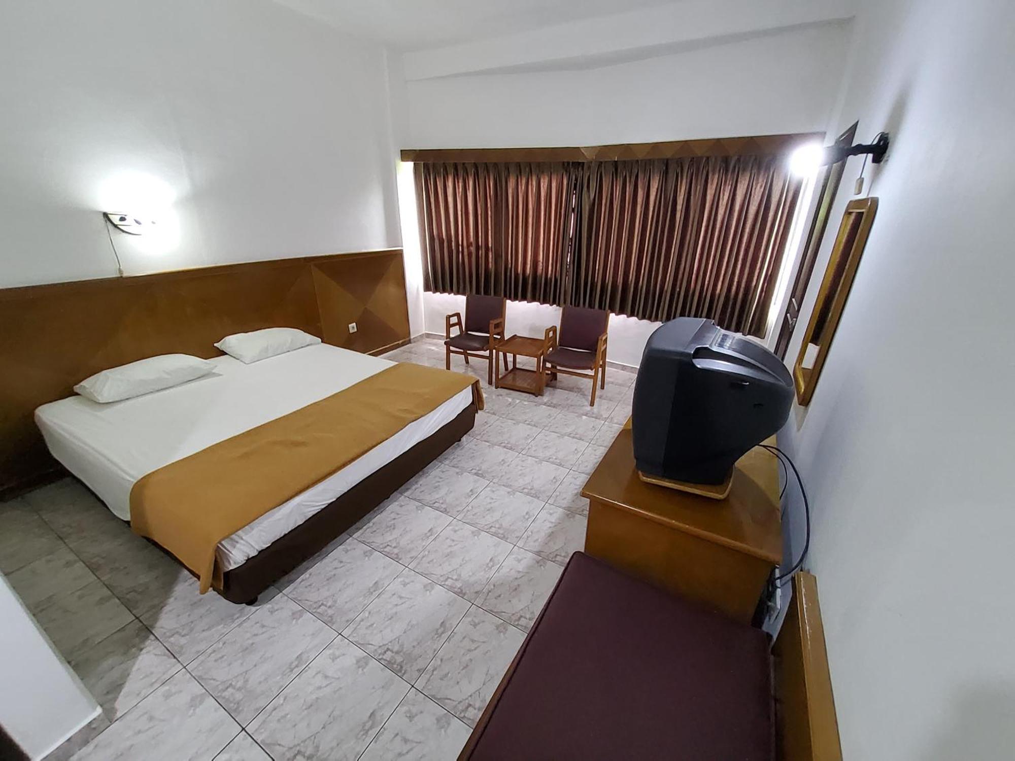 Cikakak Hotel Kumala Samudra מראה חיצוני תמונה